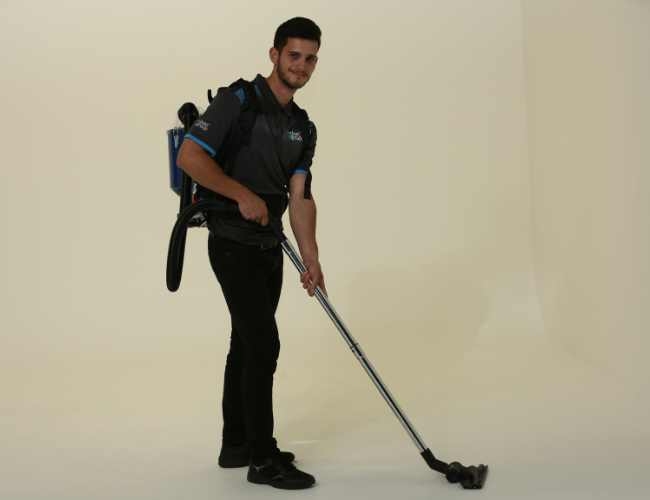 Cleaning Programs for Port-Adjacent Workplaces CG Commercial Cleaning Cleaning Programs for Port-Adjacent Workplaces